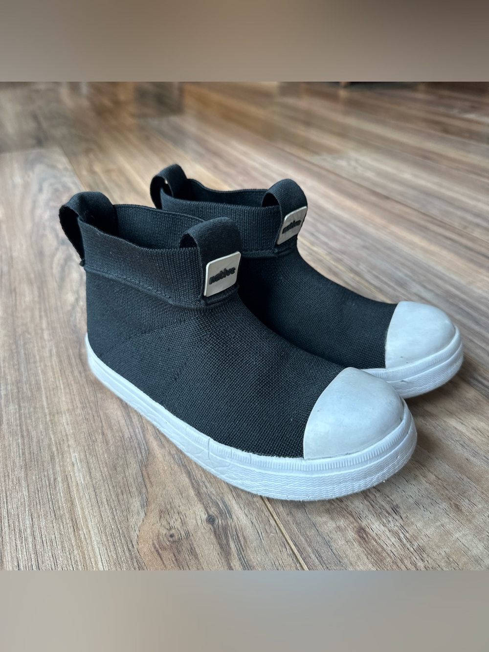 Native Shoes Jefferson Hydroknit Child Boot Shoes Black Size J2 EU 33.5 Pull On